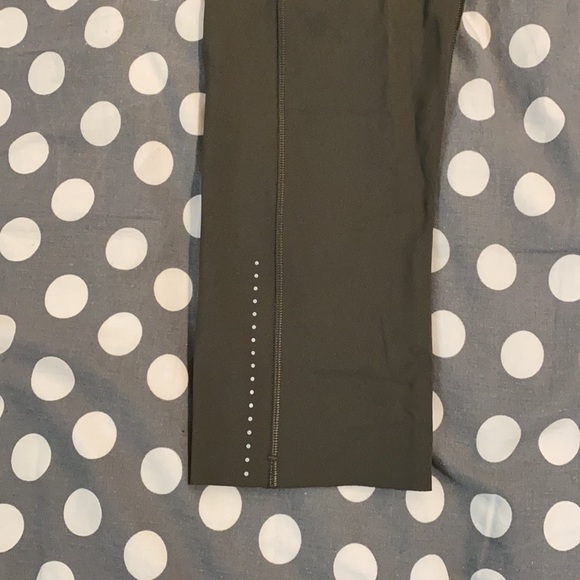Lululemon Fast and Free tights - Picture 4 of 6